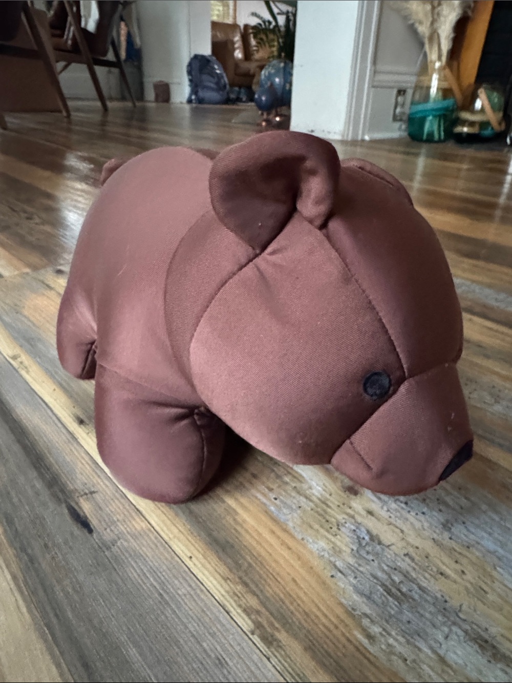 Bear neck pillow